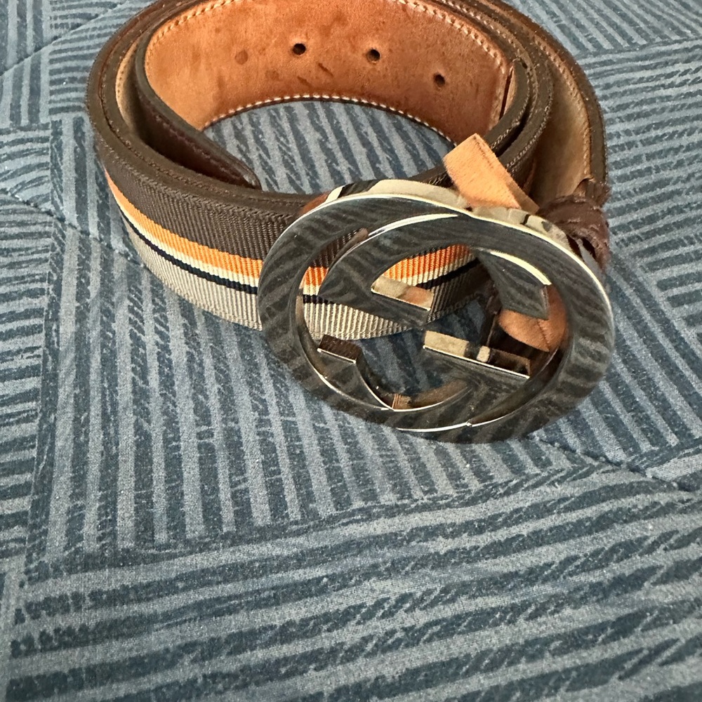 Gucci belt size 32